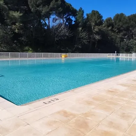 Bel Avec Piscine Proche Des Plages